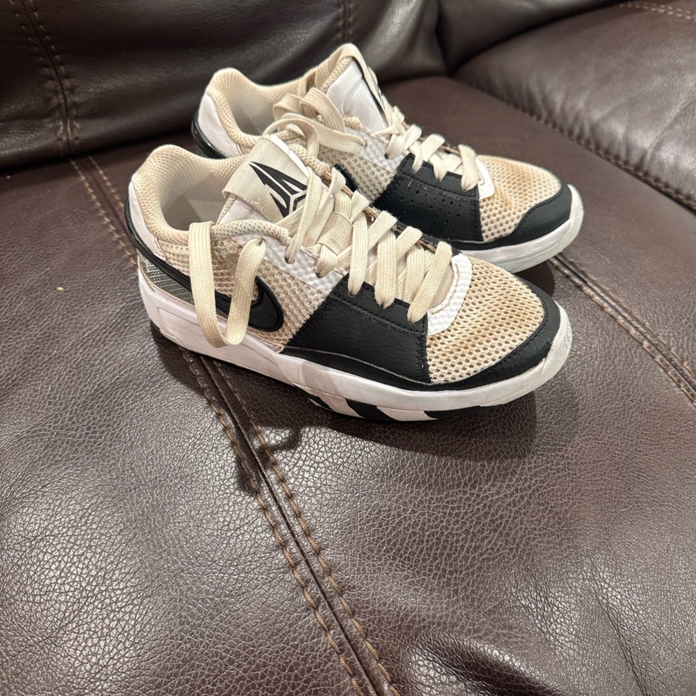 Nike Ja Morant size boys 2